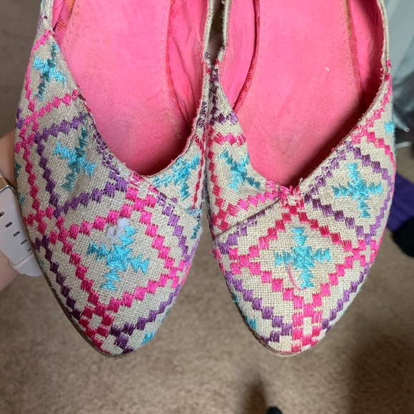 Toms flats 💕 - Picture 3 of 3